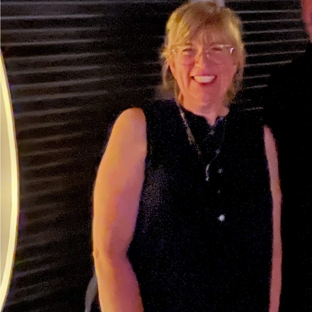 Meet your Posher, Ellen